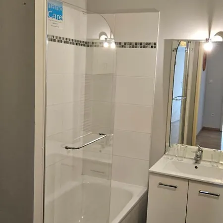 2 Avec Terrasse Et Garage Apartmán Saint-Andre-lez-Lille